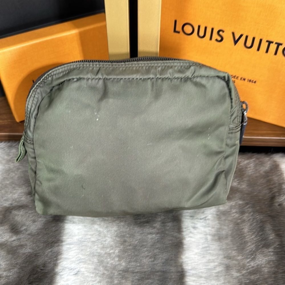 Prada small pouch - Picture 2 of 5